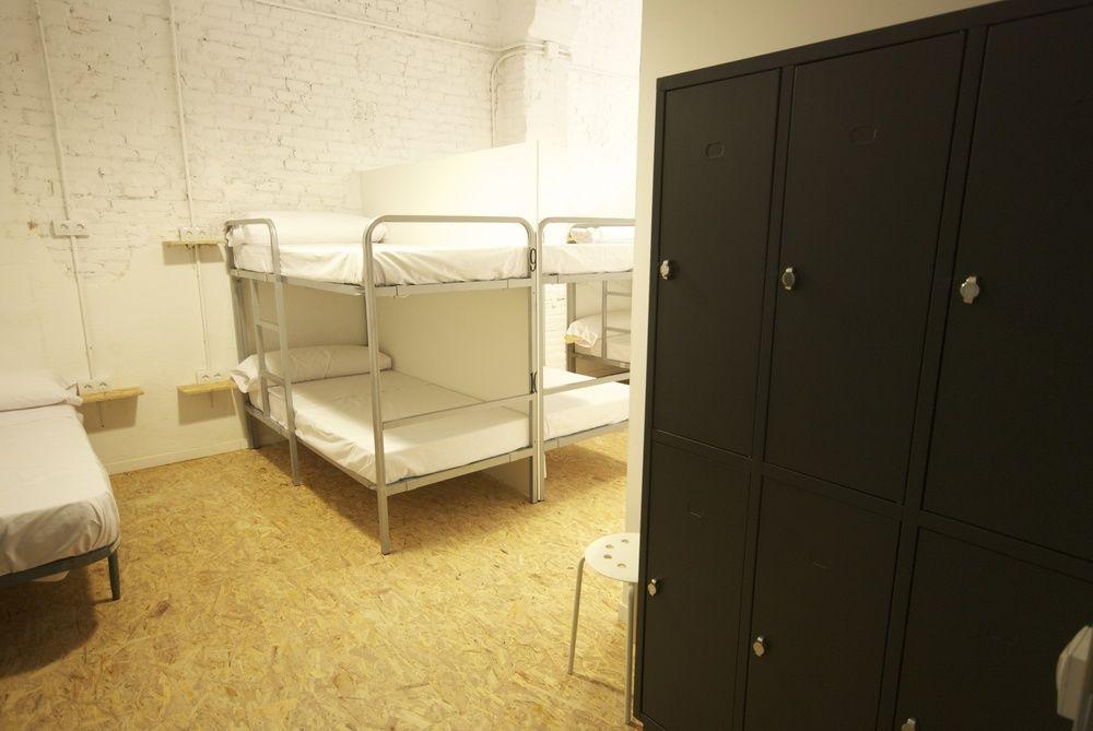 Bed & Bike Barcelona Vandrehjem Eksteriør billede