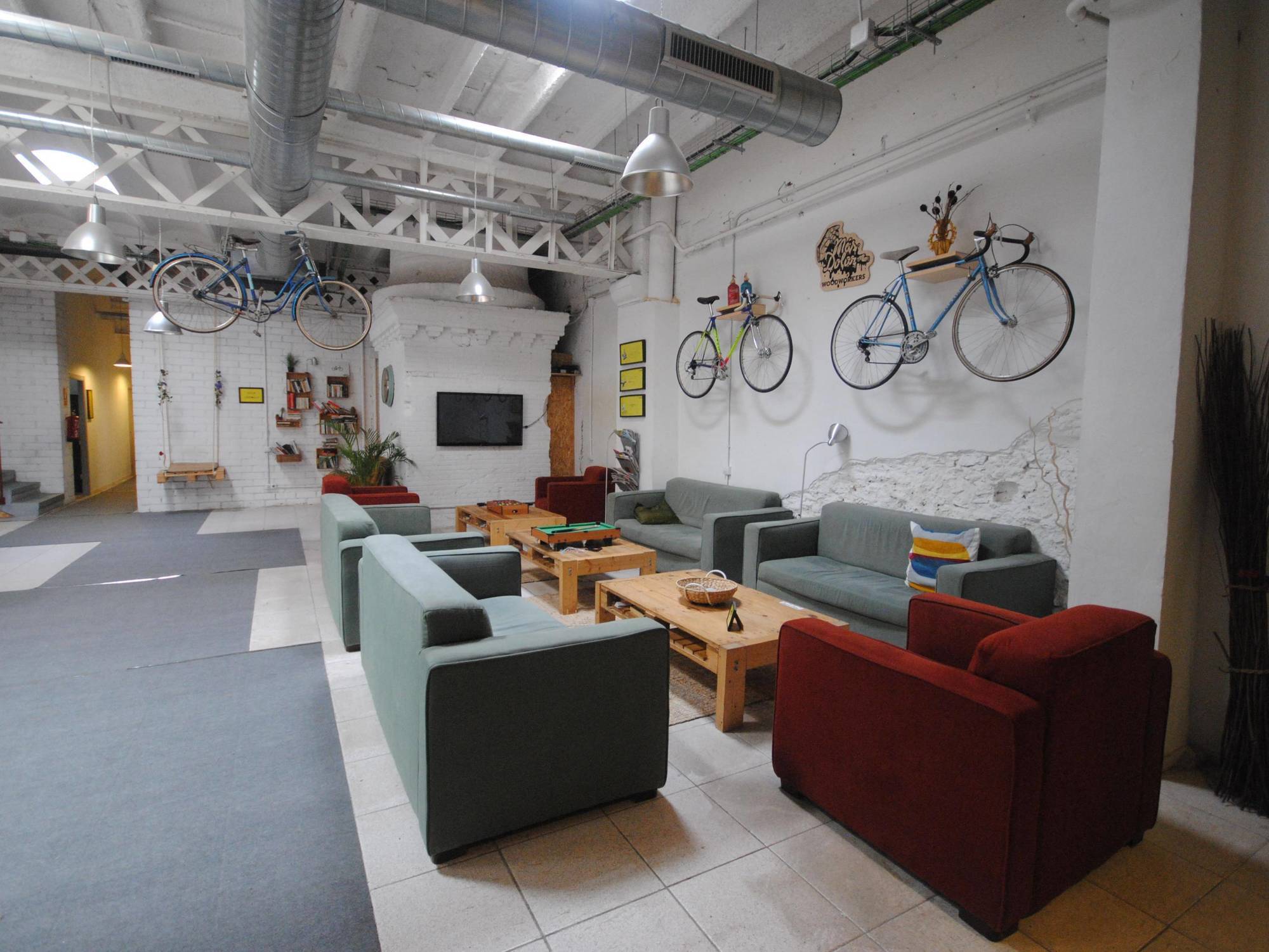 Bed & Bike Barcelona Vandrehjem Eksteriør billede