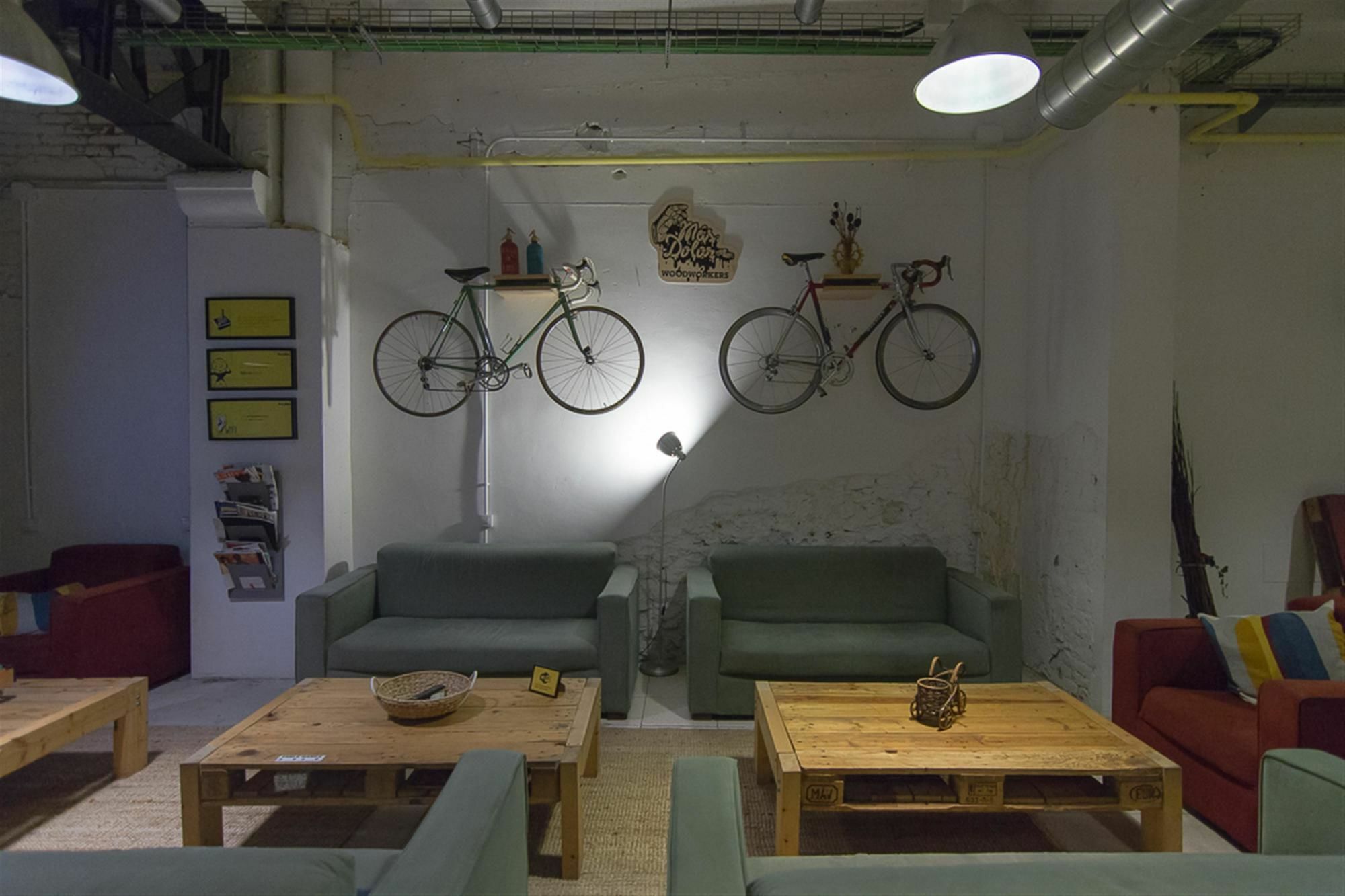 Bed & Bike Barcelona Vandrehjem Eksteriør billede
